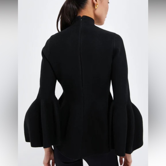 Tuckernuck Black Bell Sleeve Blouse - Picture 4 of 12